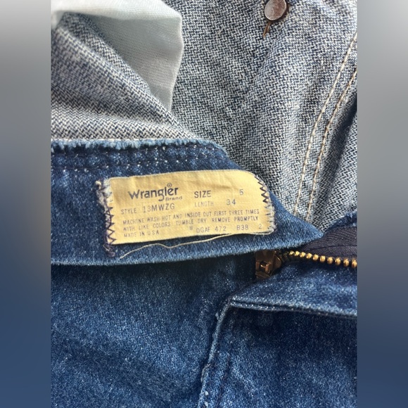 Vintage Wrangler Cowboy Cut Blue Jeans - Picture 2 of 6